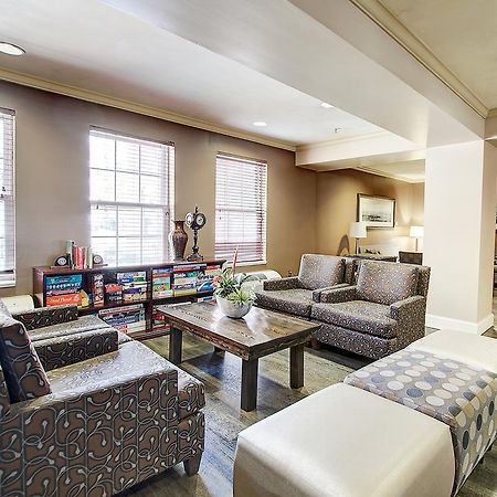 University Guest House&Conference Center Salt Lake City Extérieur photo